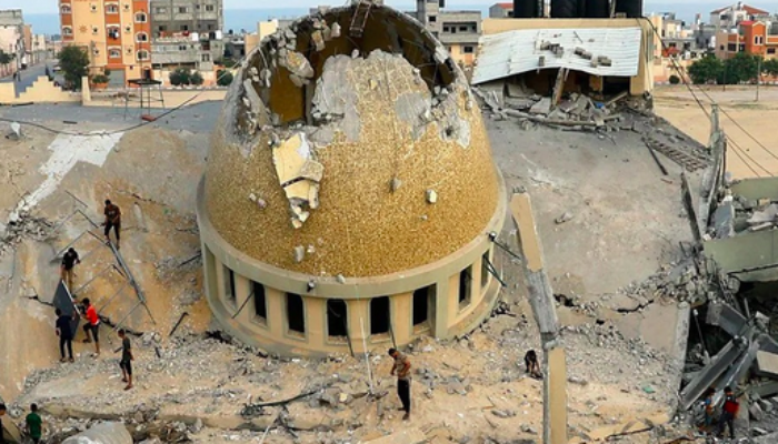 Serangan itu menyusul serangan Israel pada hari sebelumnya yang juga menggempur Lebanon selatan, yang menyebabkan dua orang tewas.