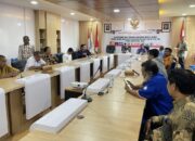 Serah Terima Bantuan Keuangan Parpol 2025, Pemkot Sorong Dorong Kolaborasi Politik untuk Pembangunan