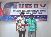Natal Bersama IKBW Sekaligus Reses: Pieter Kondjol Salurkan Bantuan Sembako Kepada Para Janda