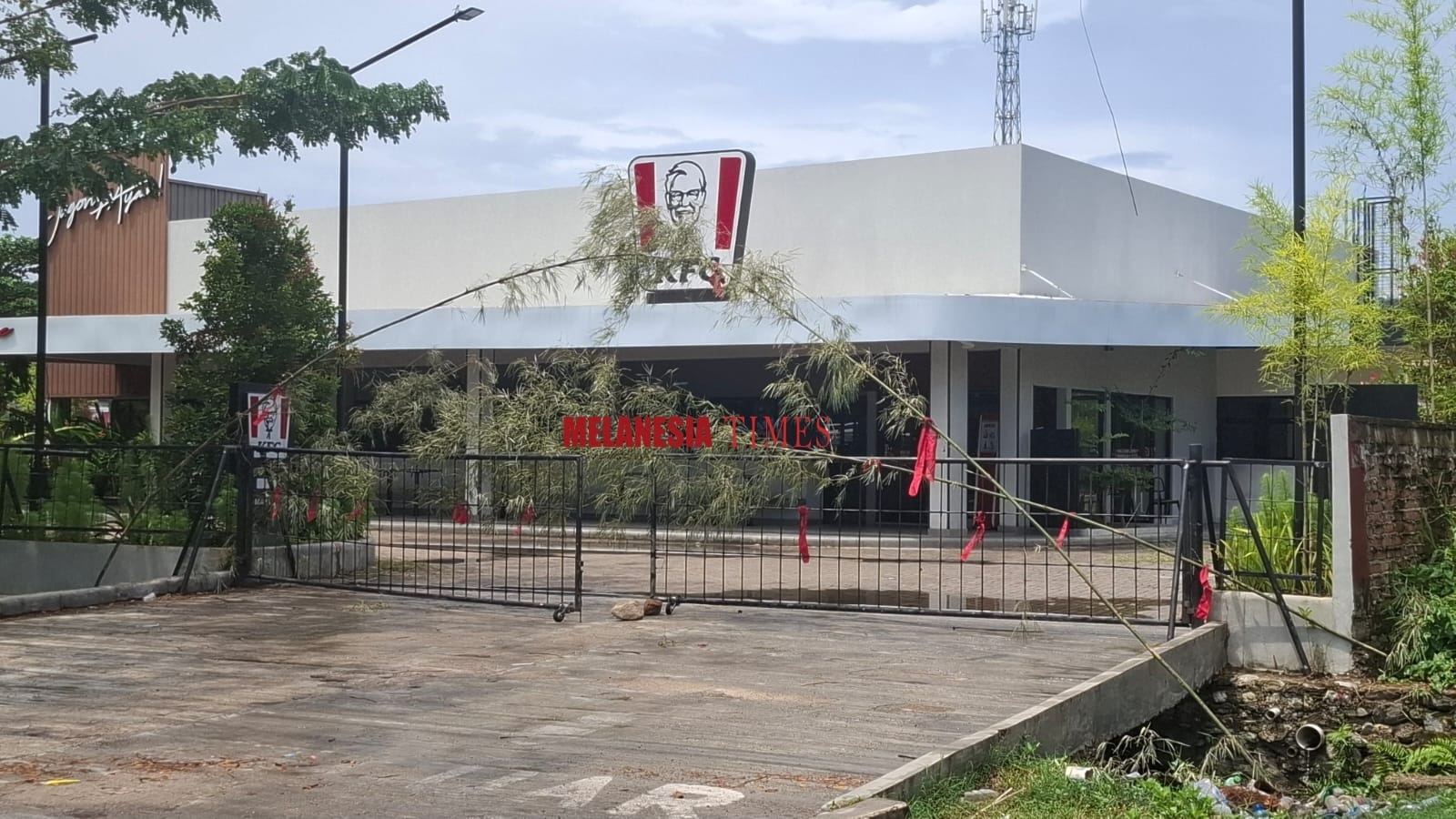 Gerbang Dipalang, Pengelola KFC Drive Thru Sorong Polisikan Pihak Pengklaim Lahan