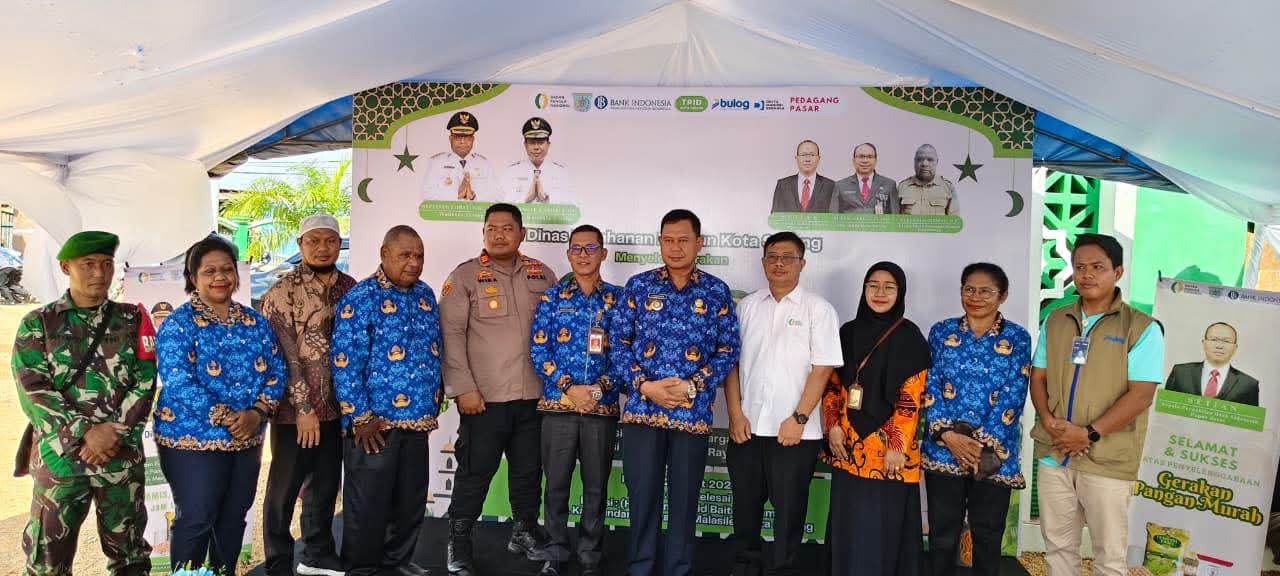 Wakil Wali Kota Sorong Resmi Buka Pasar Murah, Warga Serbu Bahan Pokok Jelang Idul Fitri