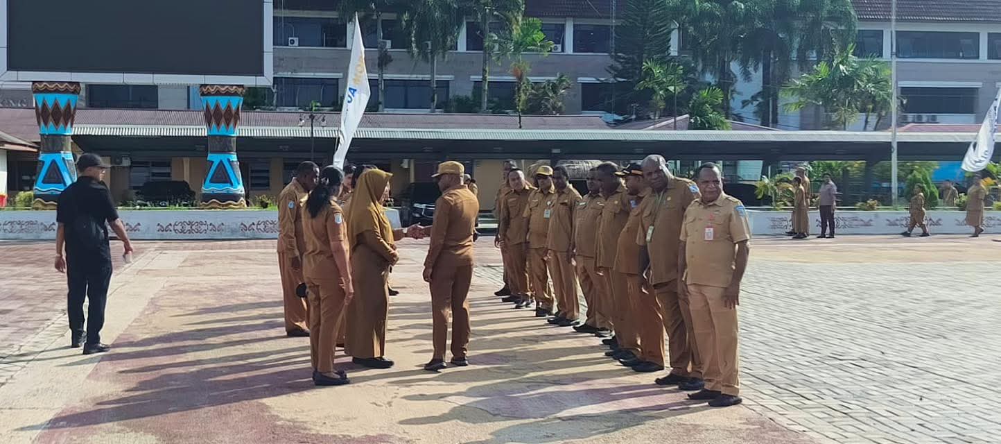 Wali Kota Septinus Lobat Tekankan Disiplin ASN dan Penguatan Kinerja dalam Apel Gabungan
