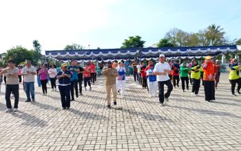 Peringati HKG PKK ke-54, ASN Kota Sorong Antusias Ikuti Senam dan Layanan Kesehatan Gratis