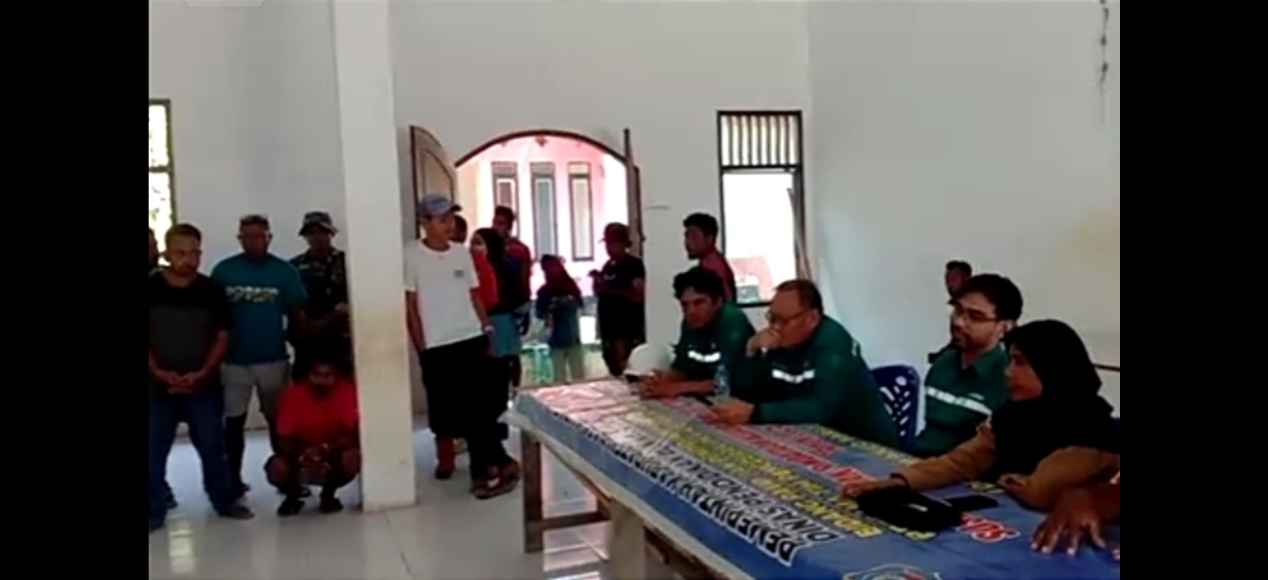 Bantah Isue Pimpinan Melarikan Diri, Manager Officer PT Gag Nikel : Ruang Dialog Terbuka di Balai Desa Kampung Gag