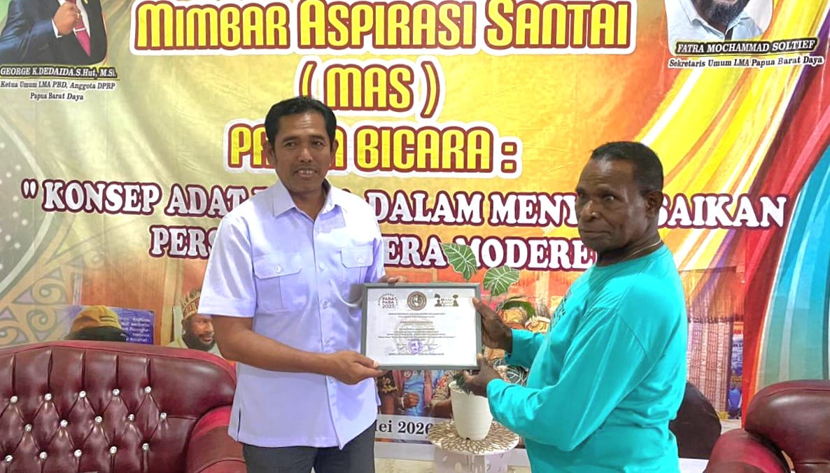 Adat Jadi Jembatan Damai di Sorong Raya, Thomas Malak Ajak Semua Pihak Kembali ke Nilai Budaya