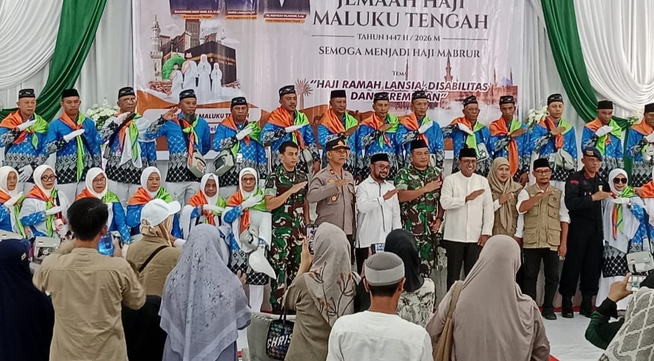 47 CJH Malteng Resmi Diberangkatkan, Bupati Zulkarnain Minta Doakan Negeri di Tanah Suci