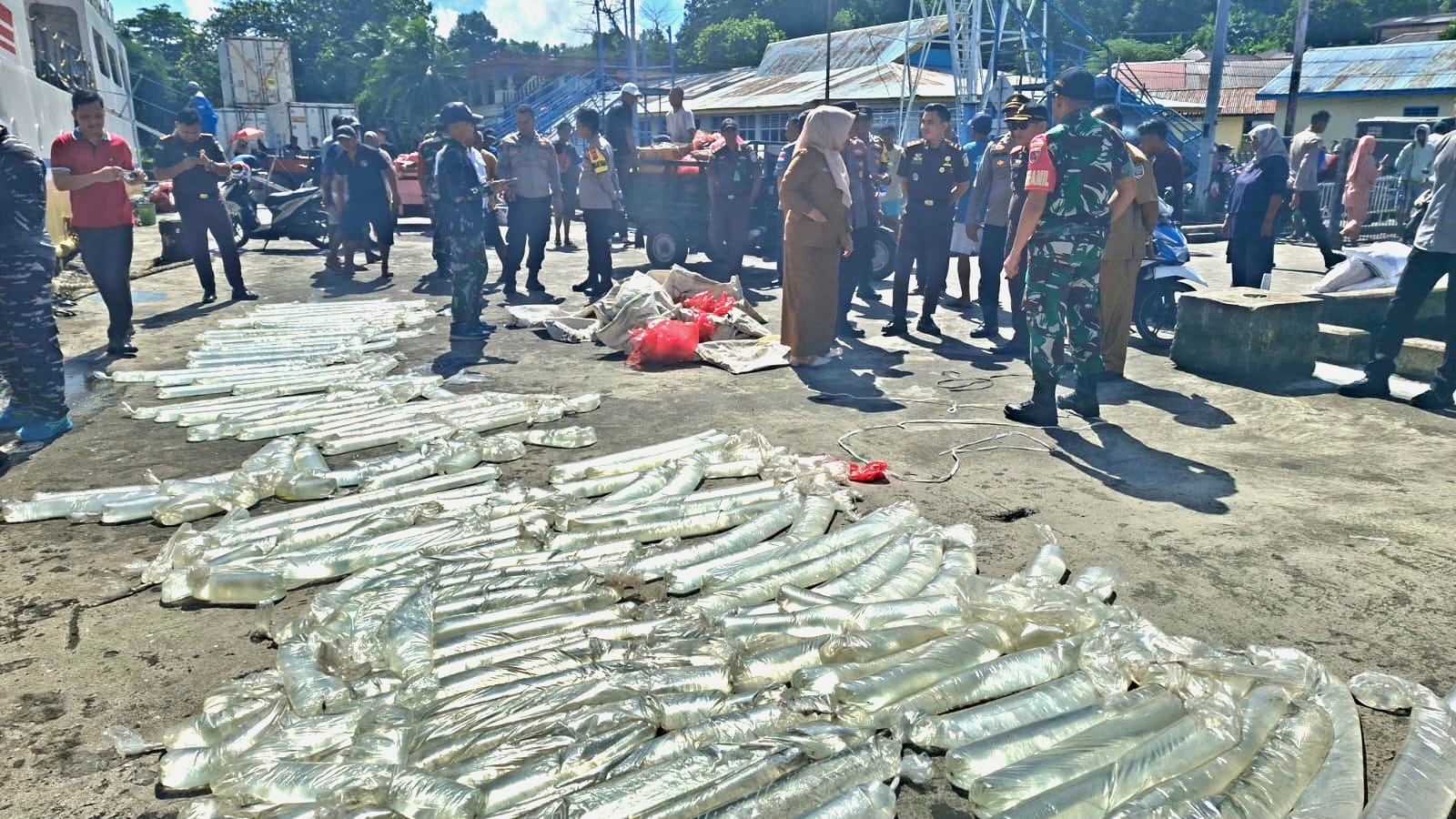 Banda Naira Darurat Miras, Polisi Sita 624 Liter Sopi dari KM Sabuk Nusantara