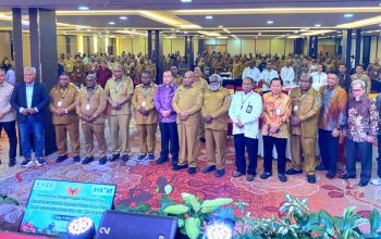 Wali Kota Sorong Septinus Lobat Hadiri Forum Strategis Penguatan Otsus Papua di Timika