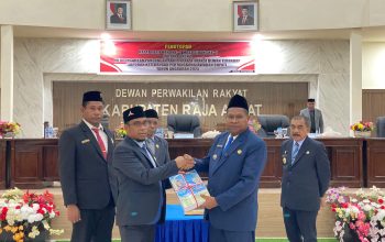 DPRK Raja Ampat Terima LKPJ 2025, Lima Fraksi Beri Catatan dan Rekomendasi