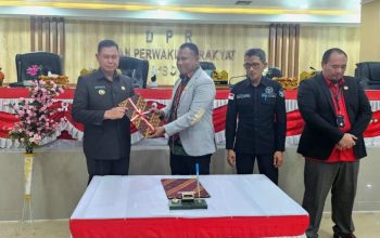 Rapat Paripurna DPR Kota Sorong Tuai Polemik, Hasil Pansus LKPJ Tak Dibacakan, Ada Apa Dengan Pansus?