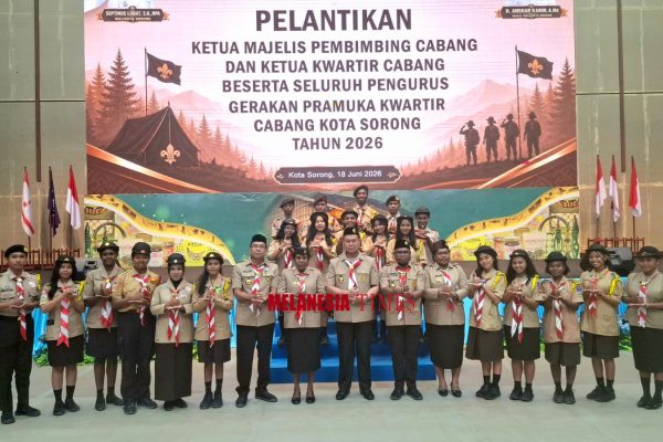 Pelantikan Pengurus Pramuka Kota Sorong 2026, Wali Kota Tekankan Pembinaan Karakter Generasi Muda