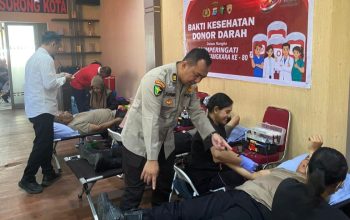 Polresta Sorong Kota Gelar Bakti Kesehatan dan Baksos Sambut Hari Bhayangkara ke-80