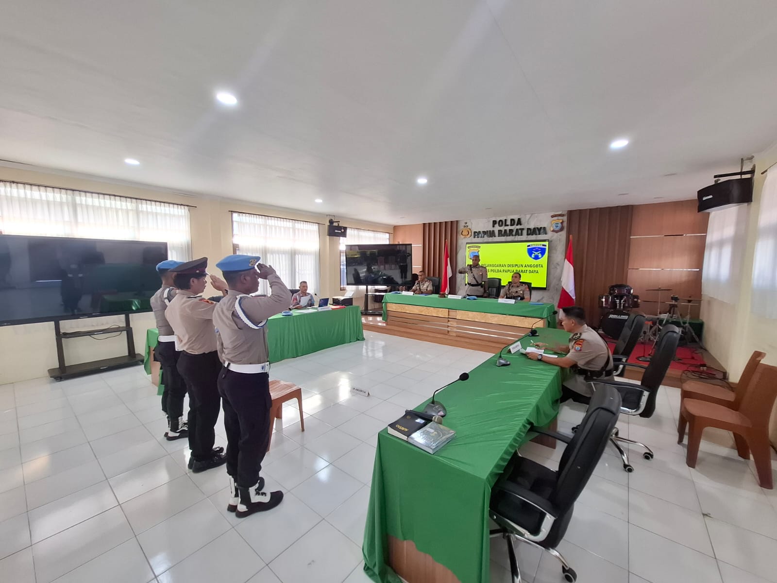 Mangkir Dinas 10 Hari, Personel Ditreskrimum Polda Papua Barat Daya Jalani Sidang Disiplin