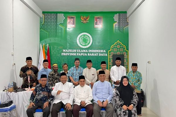 Keputusan Final dan Mengikat, Hi. Abu Bakar Lodji Resmi Terpilih sebagai Ketua MUI Papua Barat Daya
