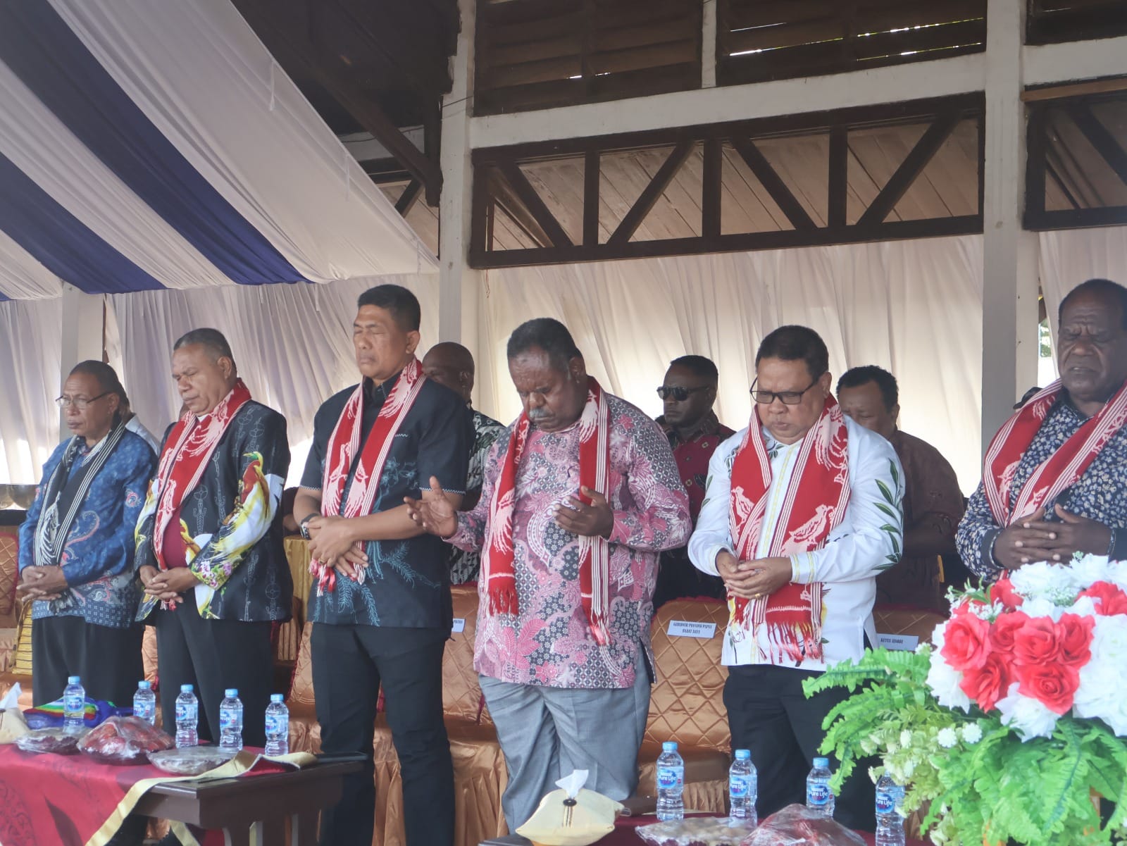 Gubernur dan Wakapolda Hadiri Temu Raya V PAM GKI Se-Tanah Papua di Aimas