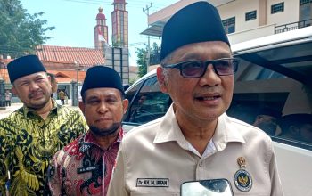 Menteri Haji dan Umrah RI Tinjau Masjid Raya Al-Akbar dan Asrama Haji Sorong, Dorong Optimalisasi Fasilitas Haji
