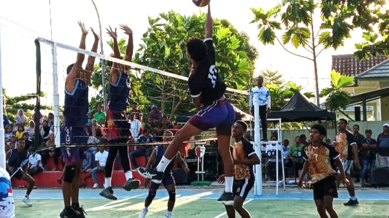 KONI Maluku Tengah Apresiasi Open Turnamen Bola Voli PBVSI Brigif 27/Nusa Ina, Perkuat Pembinaan Atlet Daerah