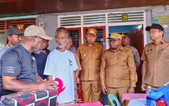 Pemkot Sorong Tinjau Korban Kebakaran di Jalan Misol