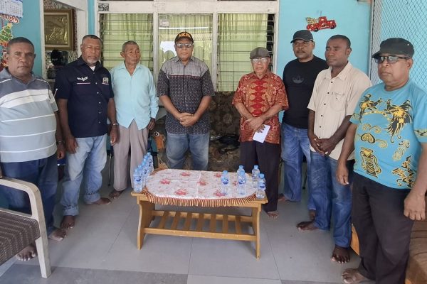 Kepala Suku Besar Serta Tokoh Adat Biak Desak Pemkot Sorong Bertanggung Jawab atas Pembongkaran Rumah Nimrod Korwa