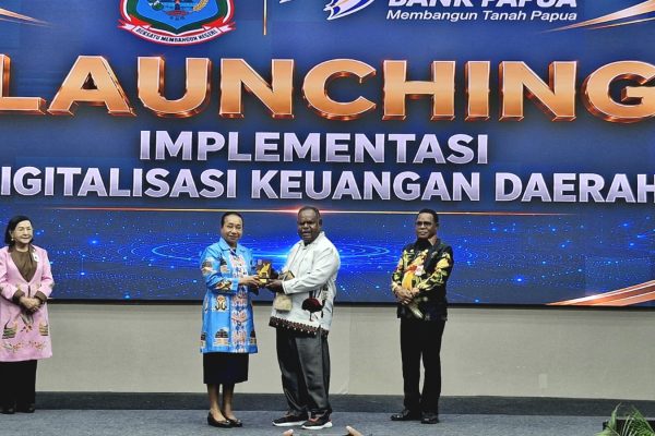 Gubernur Elisa Kambu Resmi Luncurkan SP2D Online SIPD dan KKPD, Perkuat Tata Kelola Keuangan Papua Barat Daya