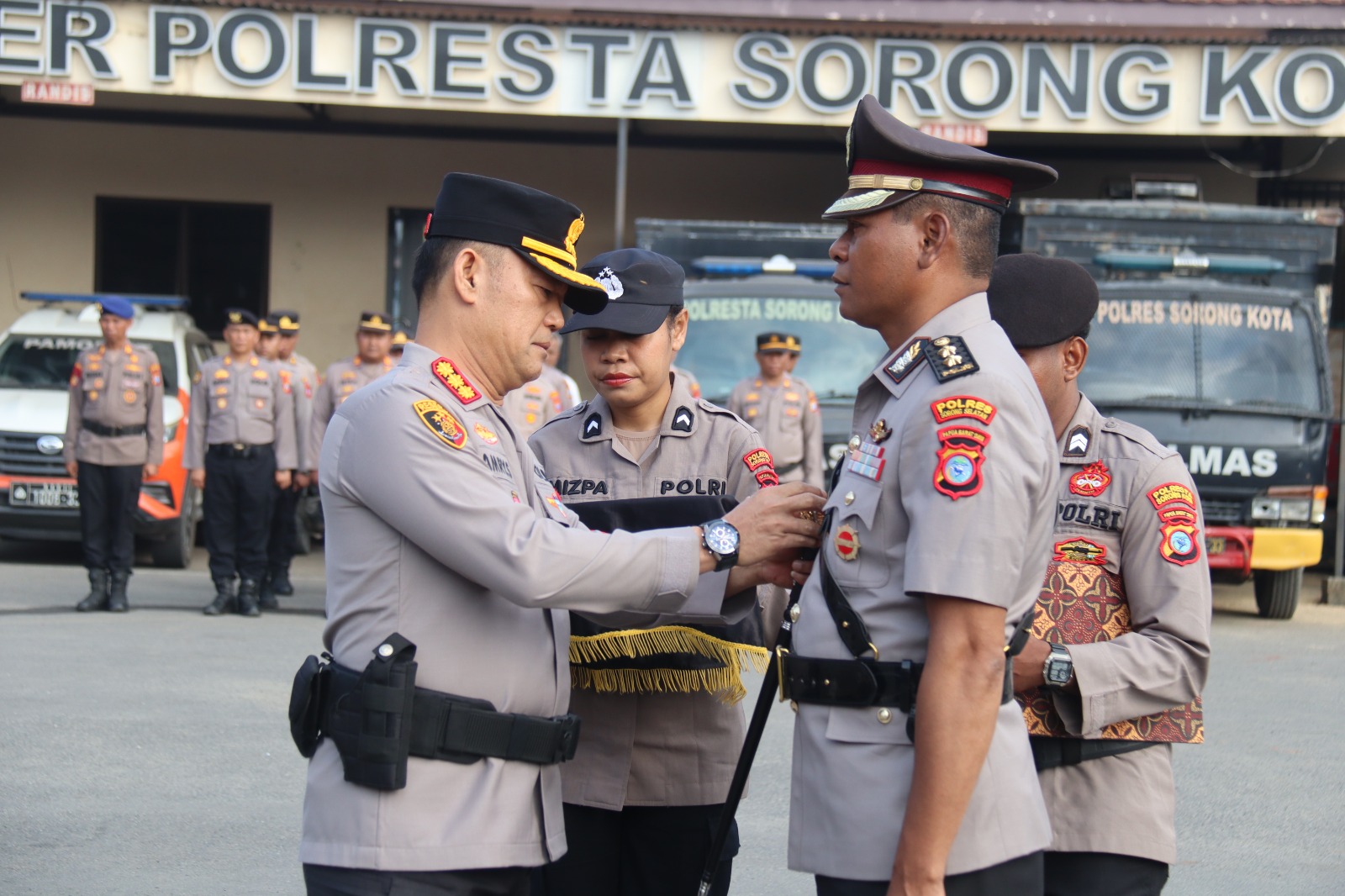 Pimpinan Baru, Semangat Baru: AKBP Gleen Rooi Molle Resmi Jabat Wakapolresta Sorong Kota