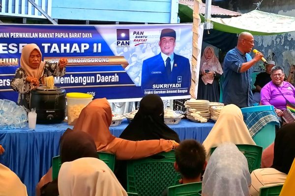 Reses Tahap II DPRP PBD, Sukriyadi Serap Aspirasi Serta Salurkan Bantuan Kepada Warga Kota Sorong