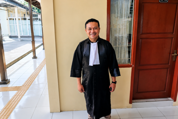 LBH Mambo Waswar Tegaskan Penertiban Pasar Mbillin Kayam Bukan Premanisme