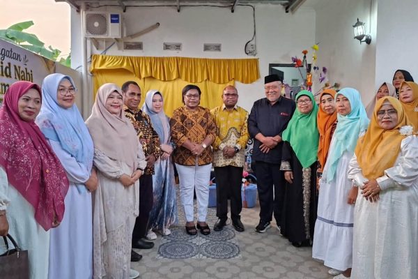 Wali Kota Sorong Ajak Umat Muslim Teladani Rasulullah SAW dan Perkuat Kepedulian Sesama