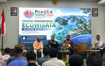 Yusdi Lamatenggo Dorong Konsep “Pentahelix Plus” untuk Perkuat Ekowisata Papua Barat Daya