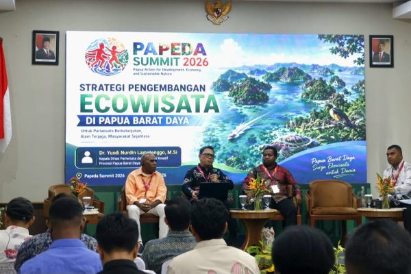 Yusdi Lamatenggo Dorong Konsep “Pentahelix Plus” untuk Perkuat Ekowisata Papua Barat Daya