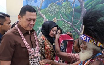 Kapolda PBD Brigjen Pol. Hengki Haryadi Tiba di Sorong, Disambut Jajaran Polda dan Forkopimda