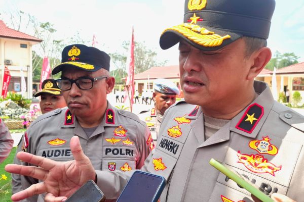 Serah Terima Pataka Polda Papua Barat Daya, Hengki Haryadi Bawa Semangat Kepemimpinan Transformasional