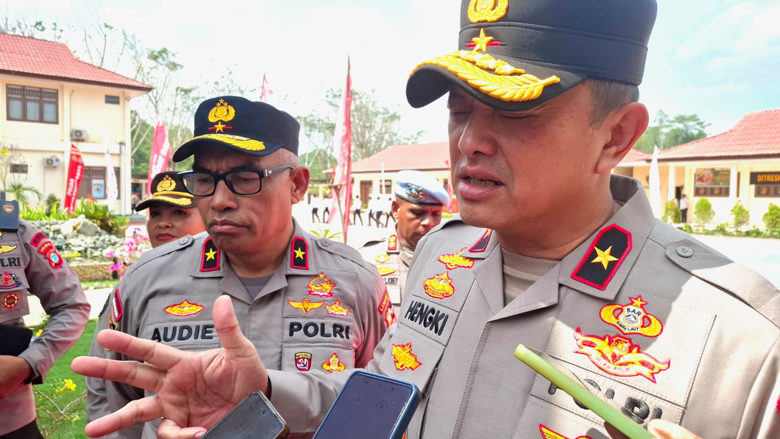 Serah Terima Pataka Polda Papua Barat Daya, Hengki Haryadi Bawa Semangat Kepemimpinan Transformasional