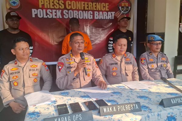 Polsek Sorong Barat Bekuk Jambret Spesialis HP, Jejak 20 TKP Diduga Jadi Target