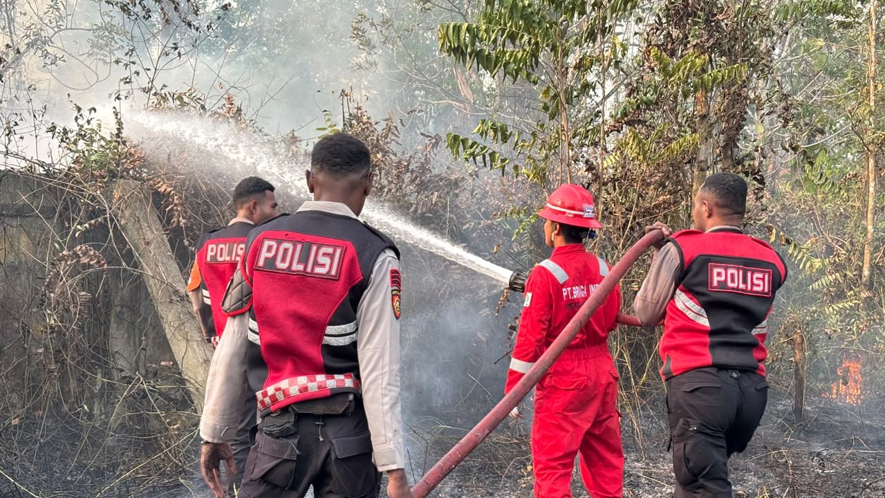 Satgas Preventif Bina Karuna Dofior 2026 Gerak Cepat Tangani Kebakaran di Klasaman