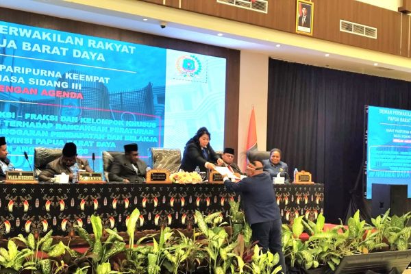Kelompok Khusus DPRP PBD Setujui P-APBD 2026 dengan Sejumlah Catatan