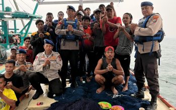 Waspada Kecelakaan Laut, Satpolairud Sorong Ingatkan Nelayan di Tengah Kabut Asap