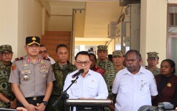 Kunjungi Polda PBD, Menko Polkam Tekankan Keamanan dan Kesejahteraan Harus Berjalan Seiring