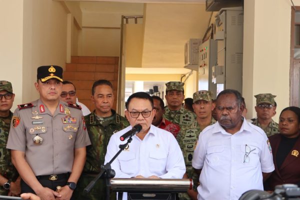 Kunjungi Polda PBD, Menko Polkam Tekankan Keamanan dan Kesejahteraan Harus Berjalan Seiring