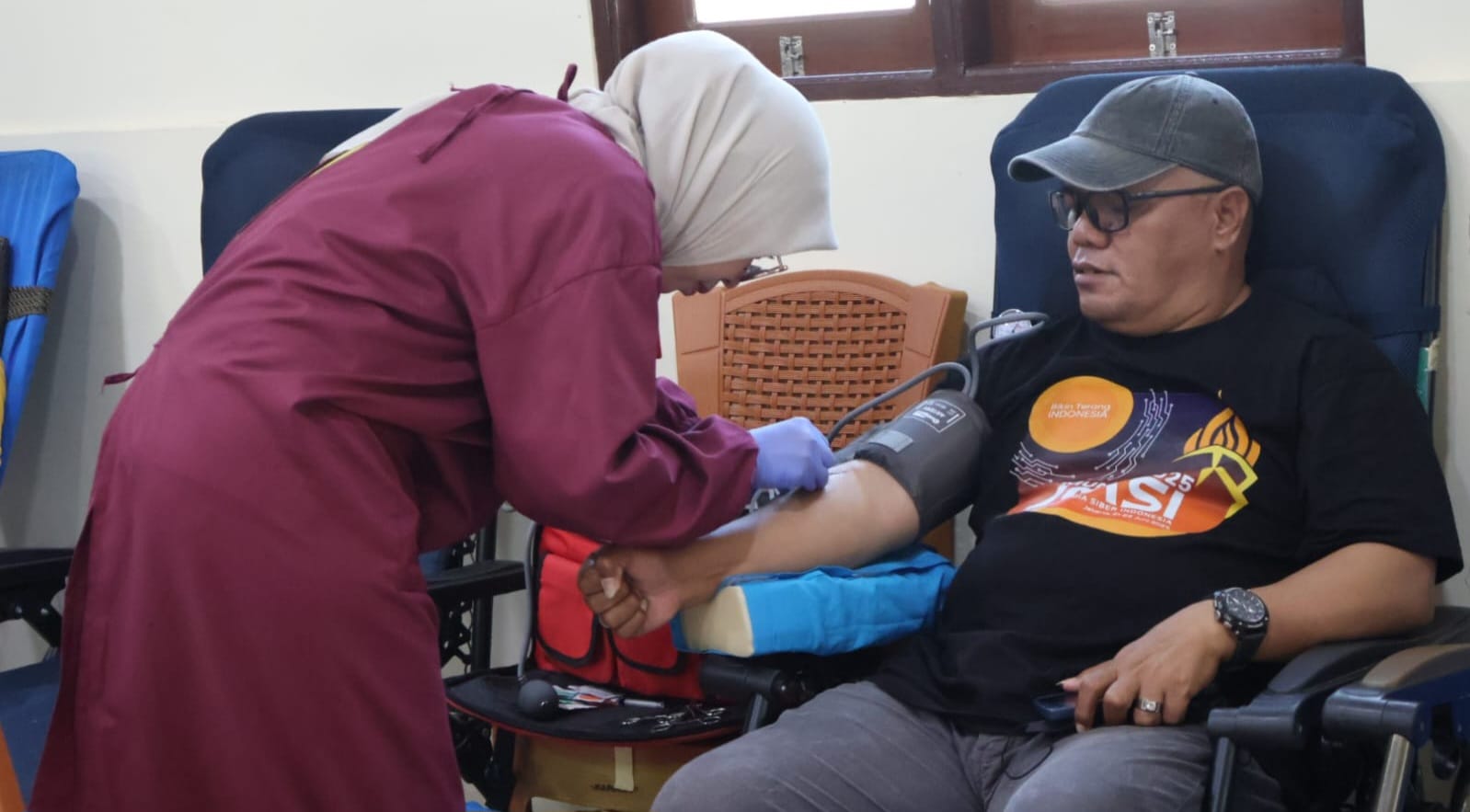 HUT ke-75 Humas Polri, Polda Papua Barat Daya Gelar Donor Darah Bersama Insan Pers